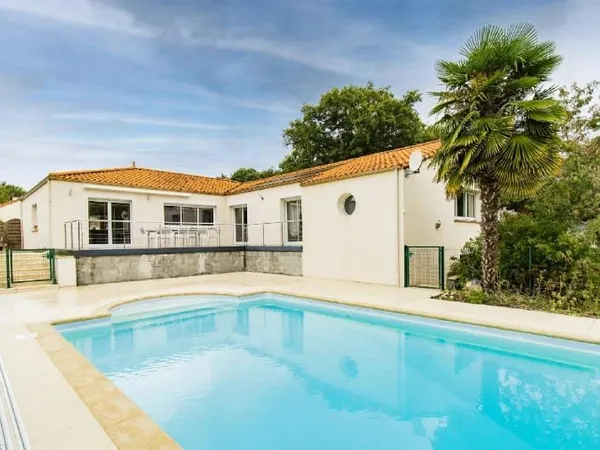 Maison 8 pièces 200 m²