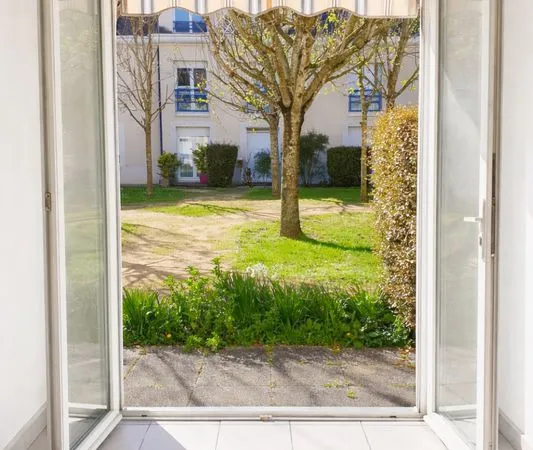 T2 en rez-de-chaussée - lumineux avec accès extérieur - idéal résidence principale ou investissement