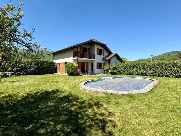 Maison 4 pièces 135 m²