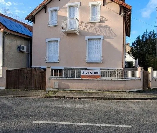 Maison à vendre 7 pièces MONTLUCON (03)