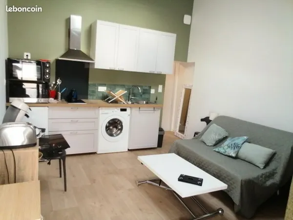 À louer chambre indépendante