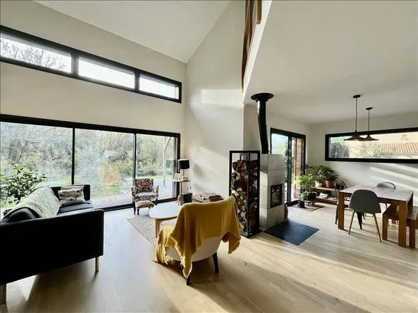 Maison 5 pièces 144 m²