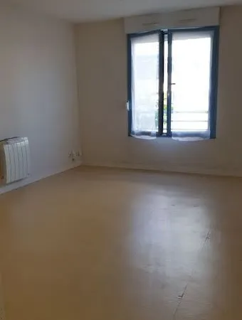 Studio 1 pièce 24 m²