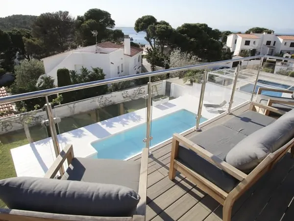 Villa d'exception, vue mer, Les fossettes