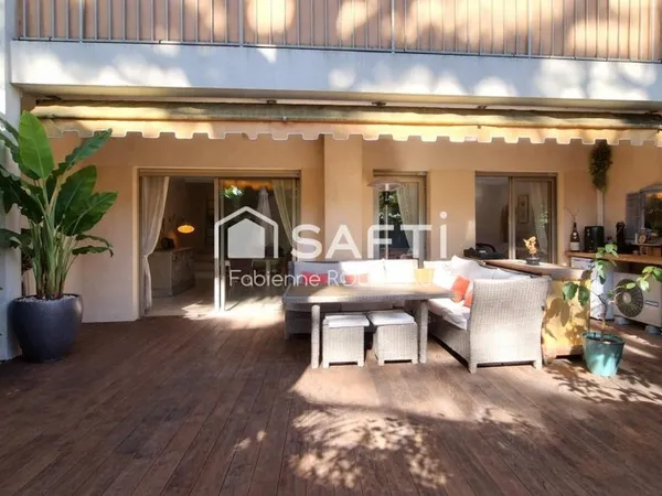 Rare, grand 3P duplex avec jardin - piscine