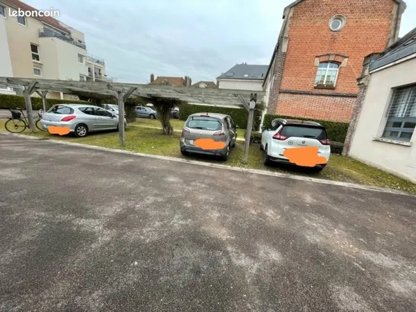 Place de stationnement à louer près de la gare