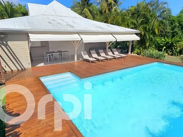 Ensemble immobilier Villa piscine + dépendance