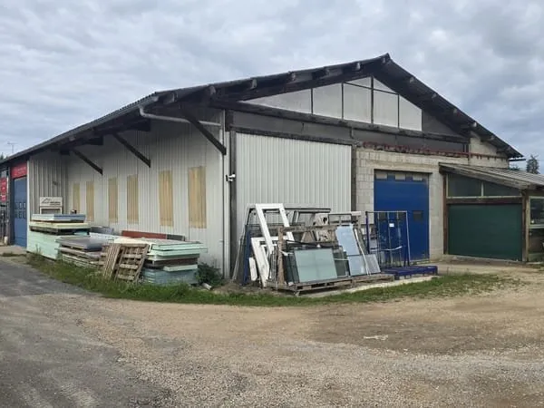 Entrepôt divisible avec bureaux Ouroux-sur-Saône