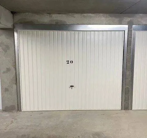 Parking 12 m²