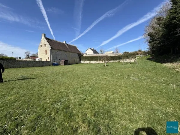 Terrain 1038 m²
