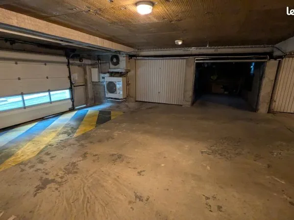 Garage fermé