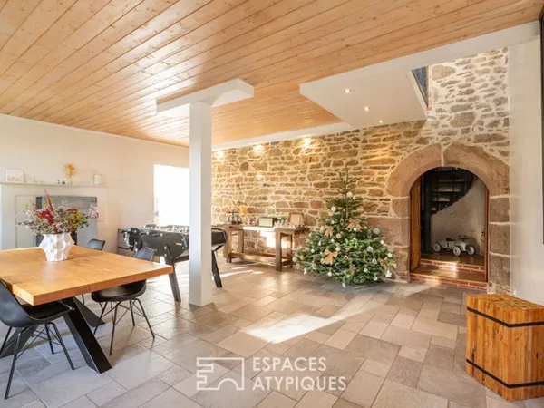 Maison rénovée, ancienne ferme et son gîte