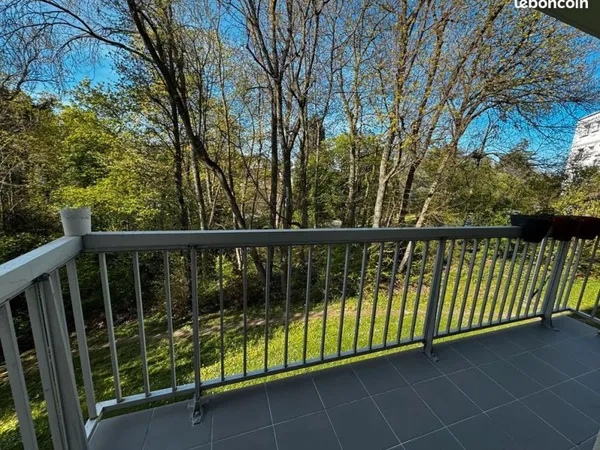 Appartement Le Port-Marly - T3 65m² balcon - 2 chambres - Box