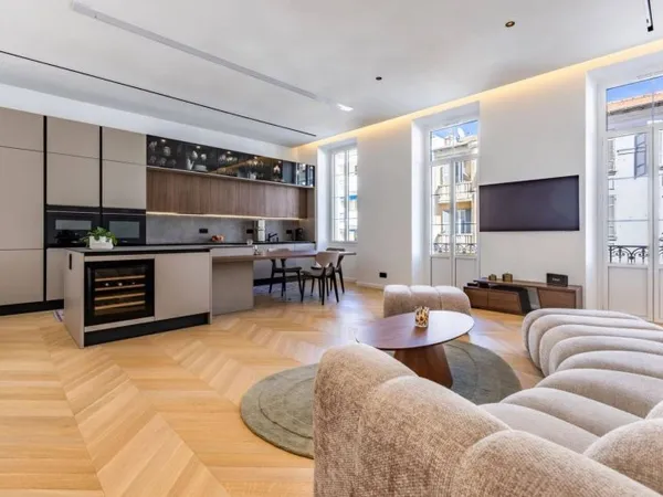 Appartement 5 pièces 106 m²