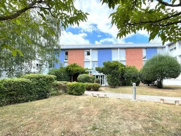 Studio 1 pièce 21 m²