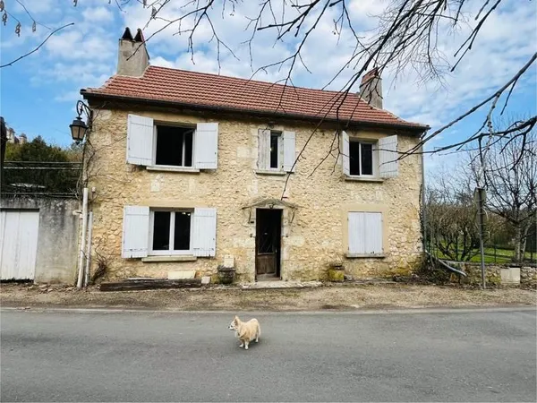 Maison en pierre de 5 pièces principales