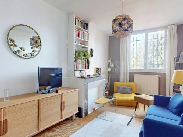 A proximité de la Place de la Loi - Appartement 2 pièces