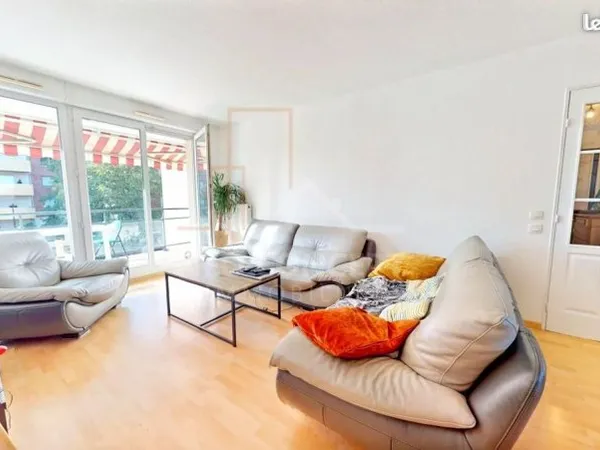 4 pièces 87m2 2ème étage avec garage koenigshoffen