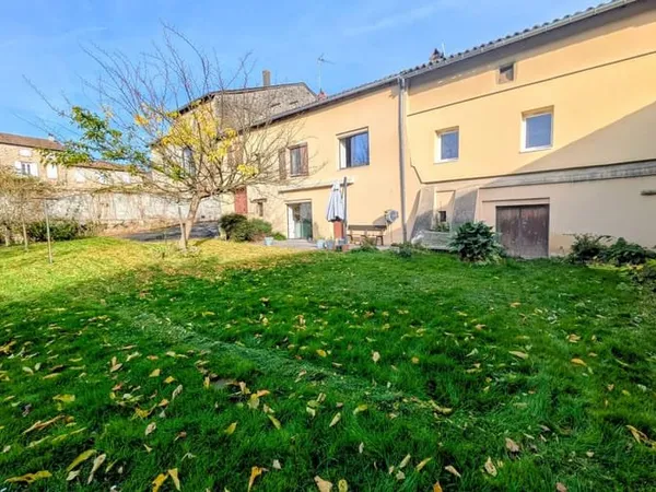 Maison 5 pièces 160 m²