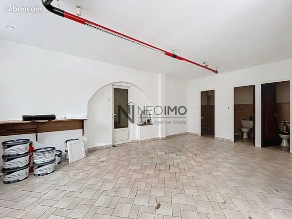 Local commercial 56 m² NEUFCHATEAU