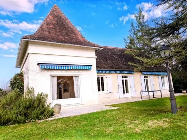 Maison 5 pièces 160 m²