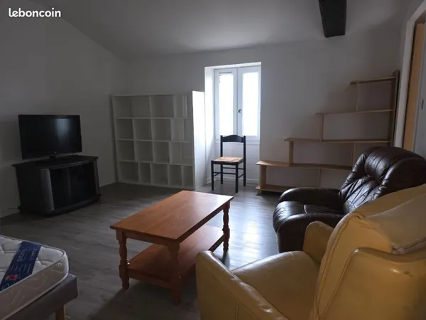 T1 à louer Ang Monlogis 430/mois