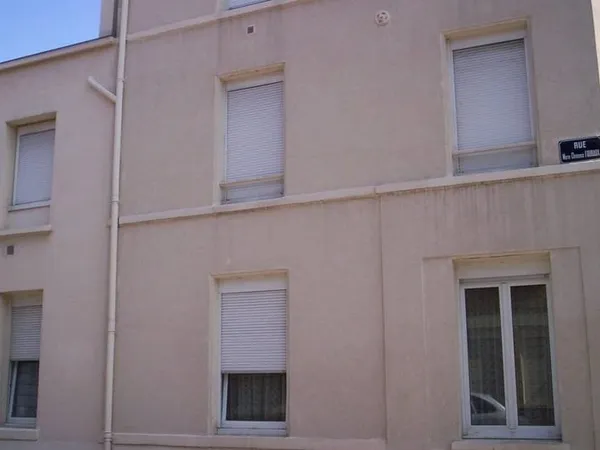 Studio 1 pièce 18 m²
