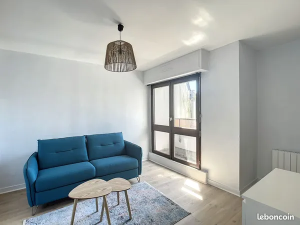Studio meublé centre ville Châteaulin