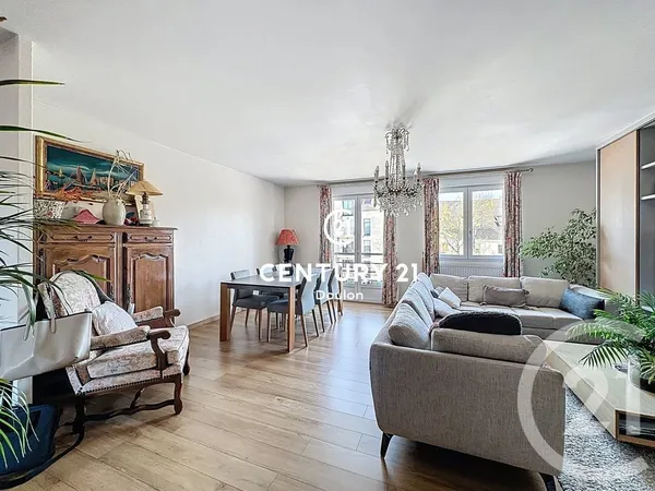 Appartement 4 pièces 96 m²