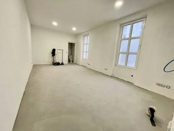 Local commercial 87 m²