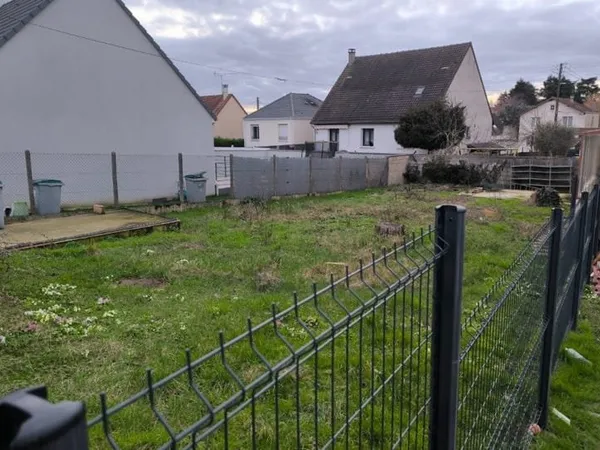 Terrain 260 m²