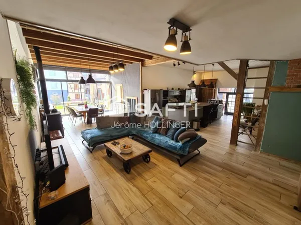 Grange transformée en maison 6 pièces ultra-moderne !