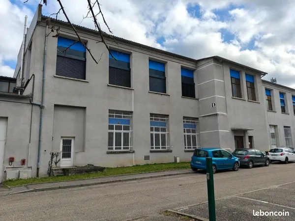 Vends locaux 187m²