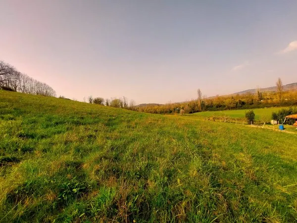 GUICHE - Terrain à bâtir sur les hauteurs avec vue