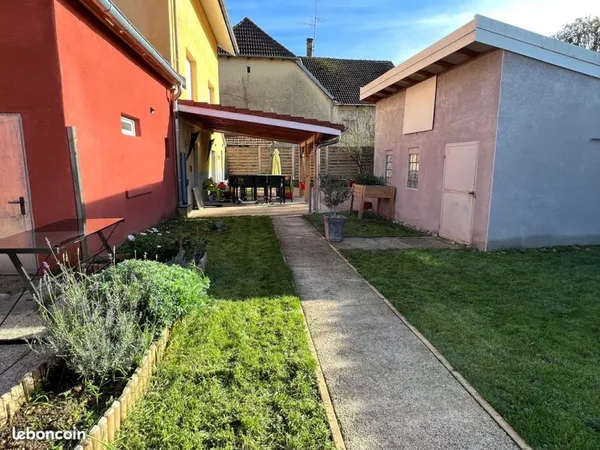 Maisons T5 rénovée + Maison T4+ Appartement T2