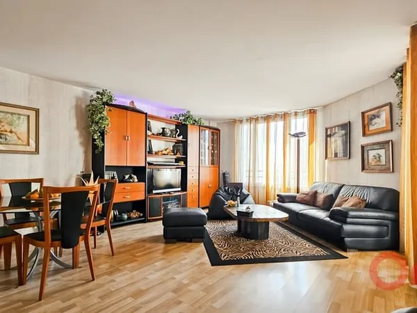 Appartement 4 pièces 82 m²