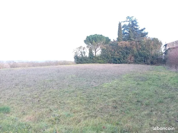 Terrain 370 m² Montbrun Lauragais