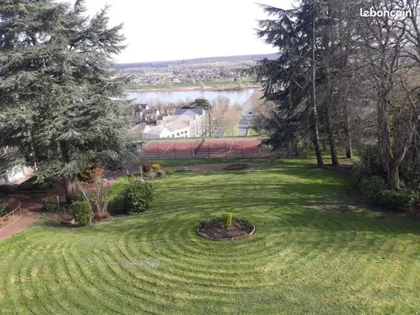Bel appartement T4 vue sur La Loire