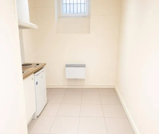 Studio 1 pièce 10 m²