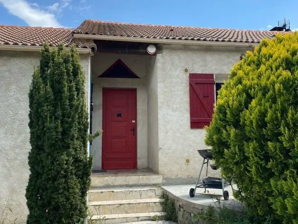 Maison à louer (135m2) en colocation à l'année scolaire à Corte