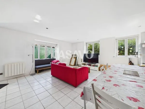 Vente Maison 8 pièces de 170m² - 69160 Tassin-la-Demi-Lune