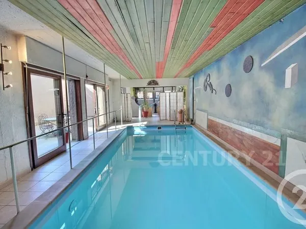 Appartement 10 pièces 332 m²