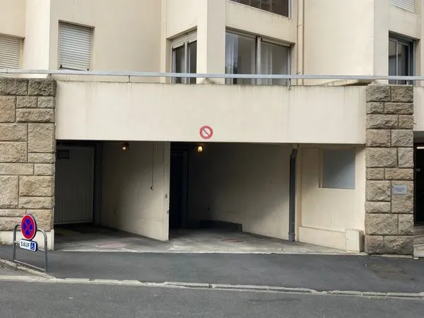 Loue garage, centre ville