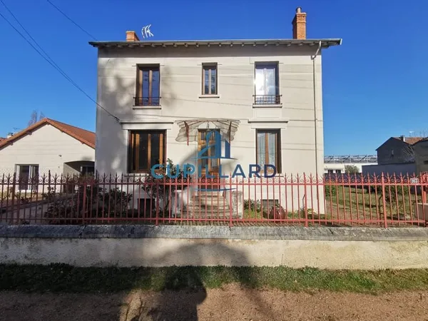 À vendre Maison années 30 avec fort potentiel Le Coteau