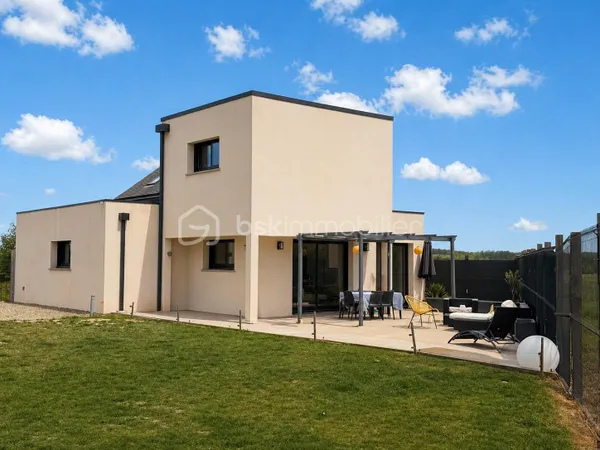 Maison 7 pièces 150 m²