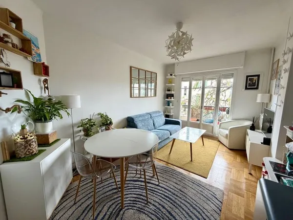 EXCLUSIVITÉ Charmant 3 pièces de 76,5 m2 Nice Nord / Déb