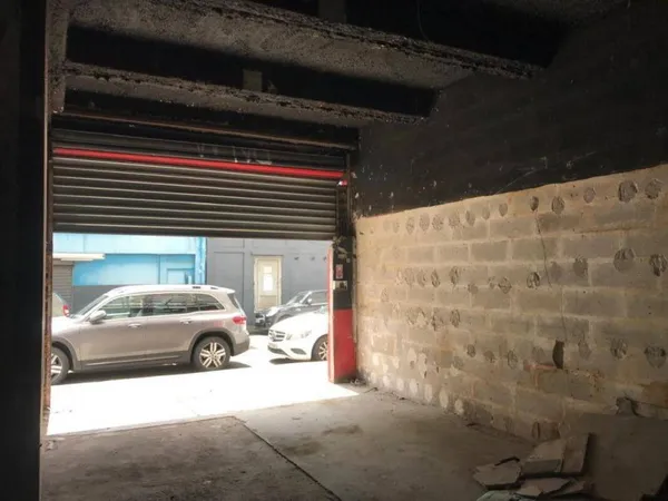 Local commercial 70 m²