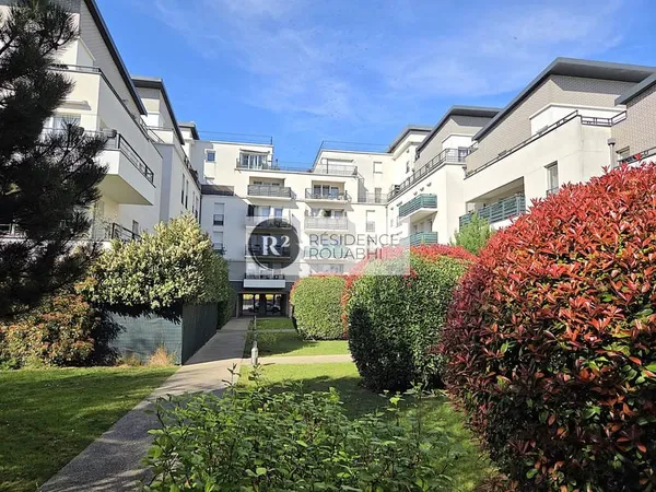 GENNEVILLIERS - APPARTEMENT 3 PIECES AVEC TERRASSE ET PARKIN