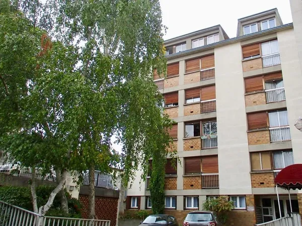 STUDIO ORSAY - 1 pièce(s) - 24.01 m2