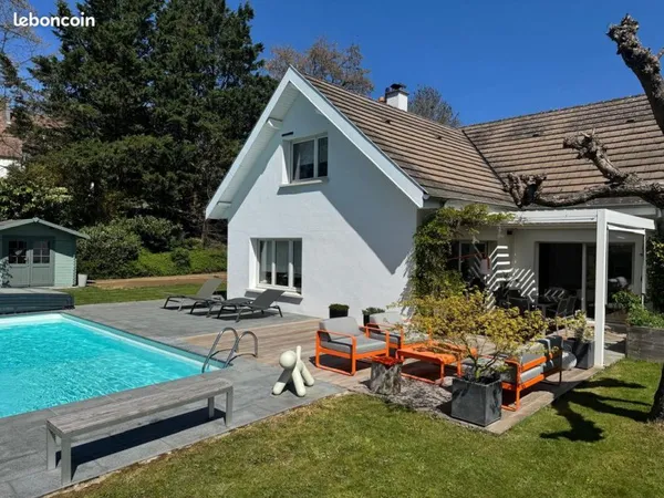 Maison 6/7 pièces 180M²